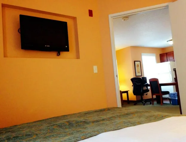 Grandstay Residential Suites Hotel - Sheboygan hotel detail image 3