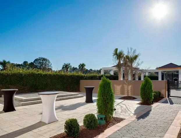 North Charleston Marriott hotel detail image 2