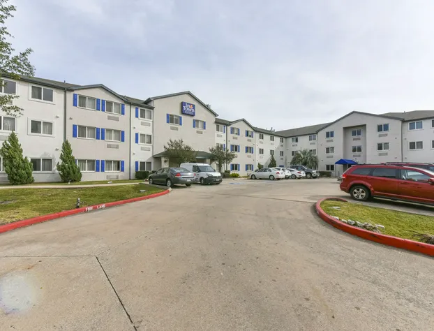 InTown Suites Extended Stay Austin TX – Research Blvd hotel detail image 1