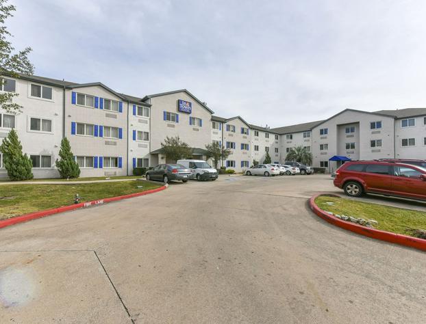 InTown Suites Extended Stay Austin TX – Research Blvd hotel detail image 1