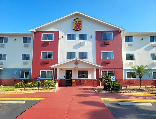 Super 8 by Wyndham Clearwater/St. Petersburg Airport hotel detail image 2