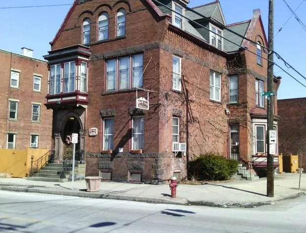 Olde Judge Mansion hotel detail image 1