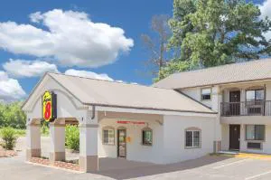 Super 8 by Wyndham Idabel hotel hero