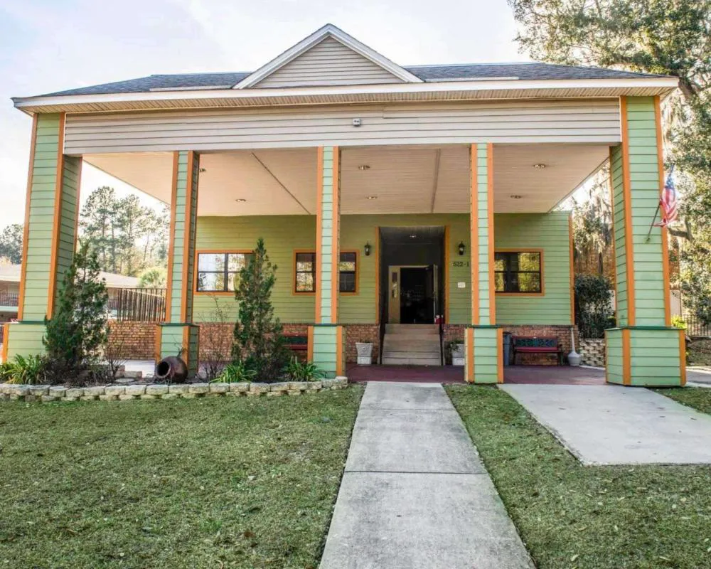 Suburban Studios Tallahassee near University hotel hero