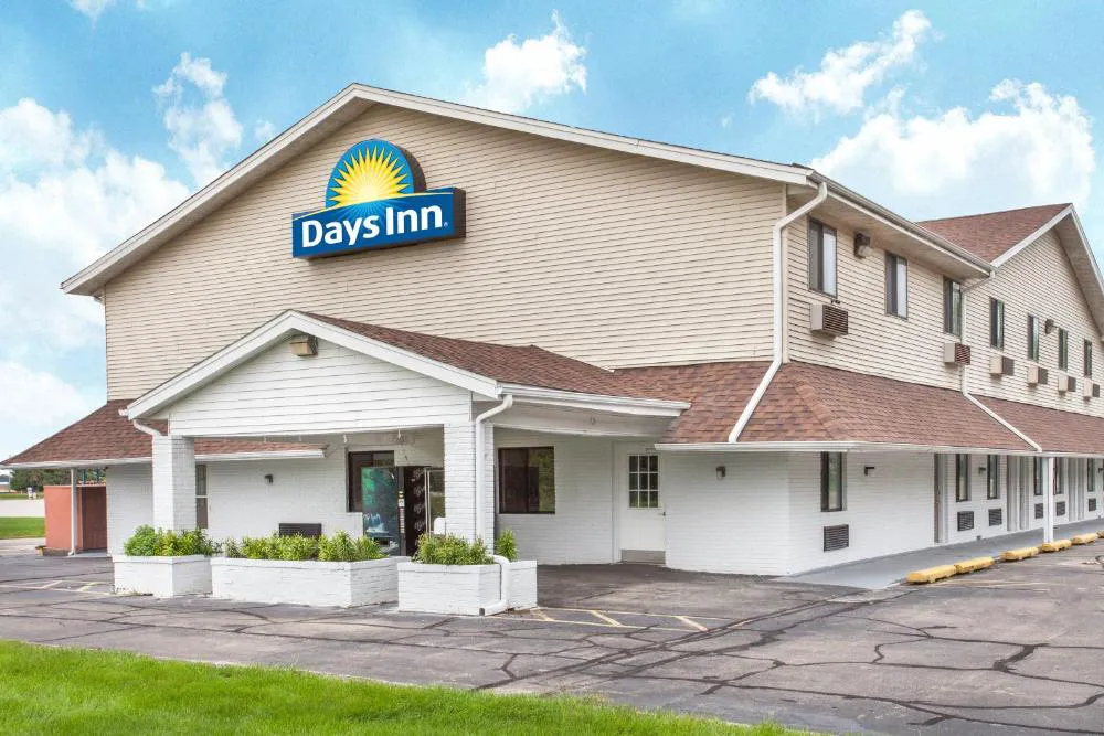 Days Inn by Wyndham Farmer City hotel hero