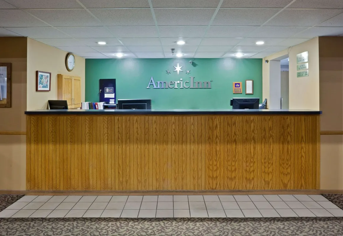 AmericInn by Wyndham Mitchell hotel hero