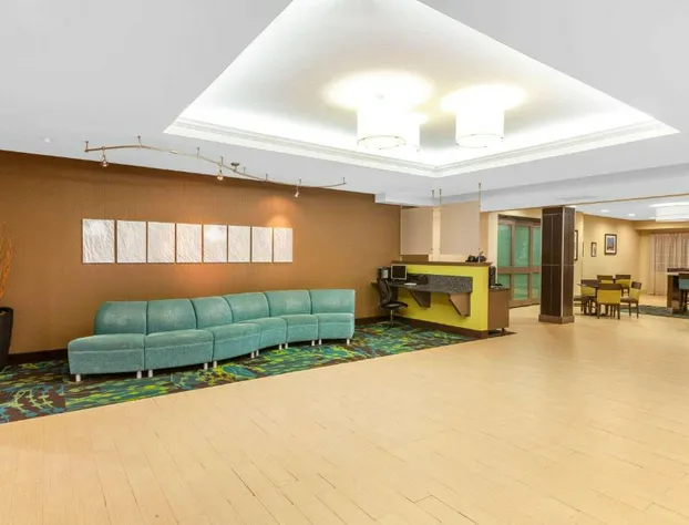 La Quinta Inn & Suites by Wyndham Midland North hotel detail image 3