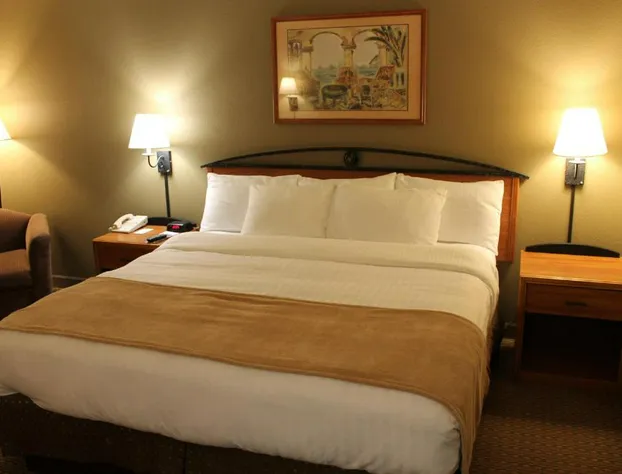 Red Lion Inn & Suites Grimes hotel detail image 3