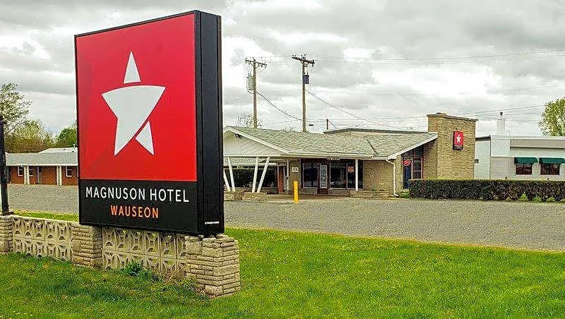 Magnuson Hotel Wauseon hotel hero