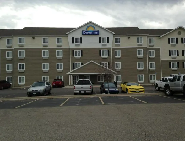 Days Inn & Suites by Wyndham Rochester Mayo Clinic South hotel detail image 1