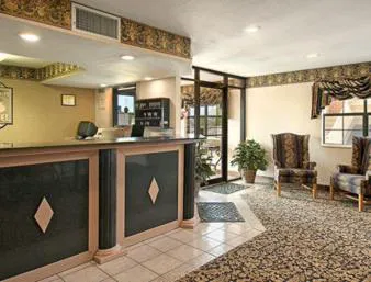 Super 8 by Wyndham Cabot hotel detail image 2