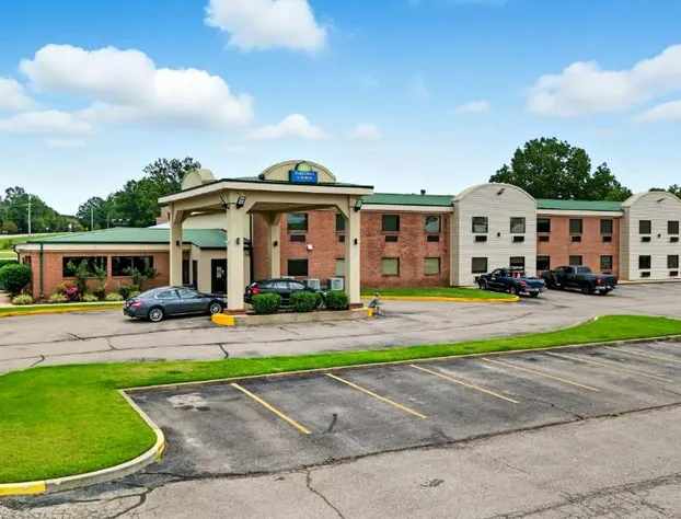 Days Inn & Suites by Wyndham Wynne hotel detail image 2