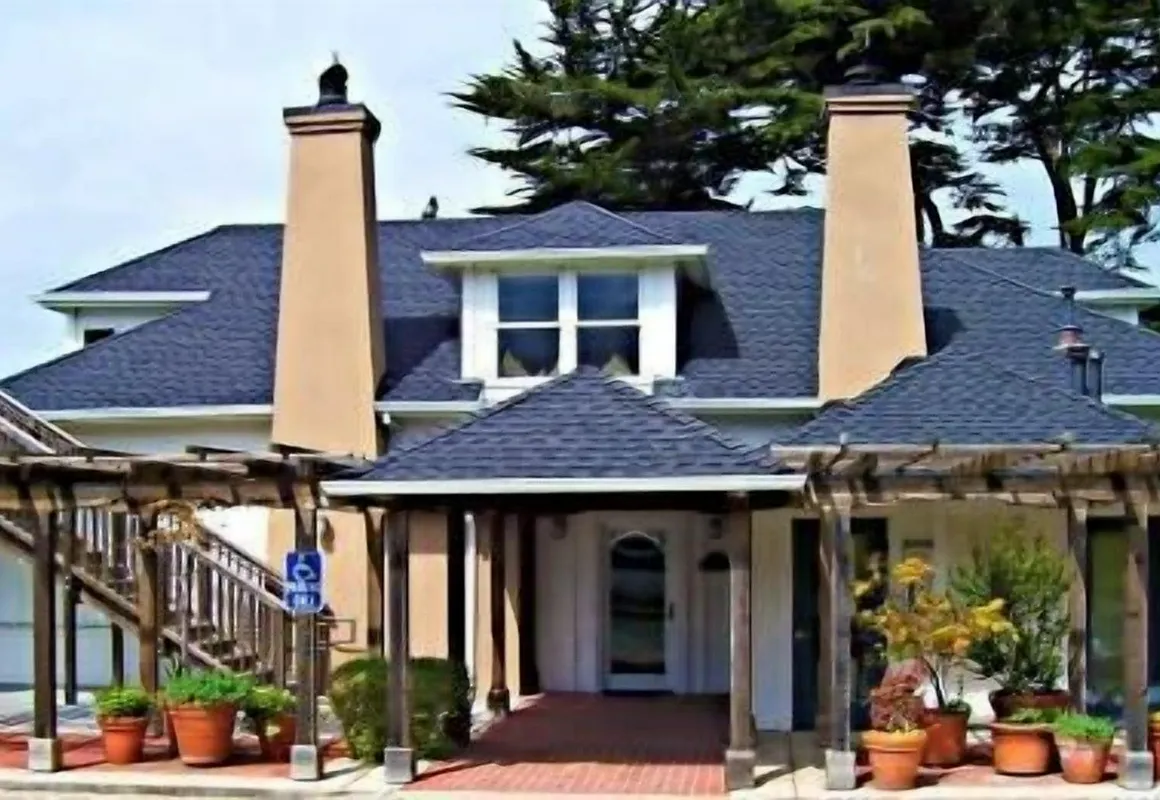 Little River Inn hotel hero