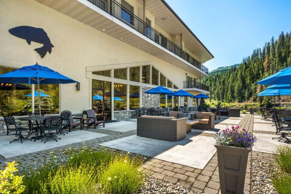 Best Western Lodge At River's Edge hotel hero