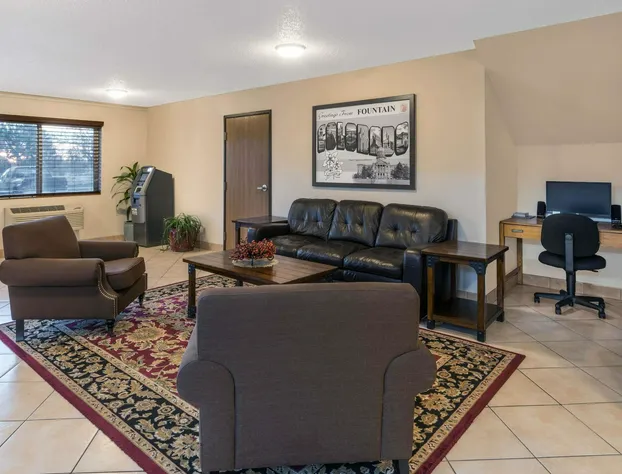 Super 8 by Wyndham Fountain hotel detail image 2