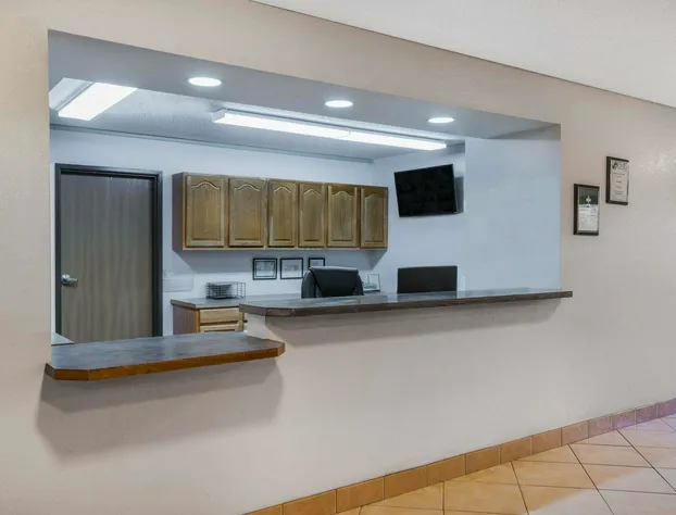 Super 8 by Wyndham Fountain hotel detail image 1