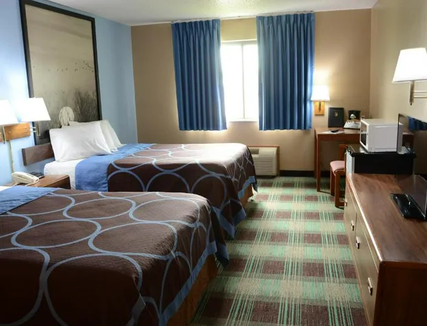 Super 8 by Wyndham Centerville hotel detail image 4