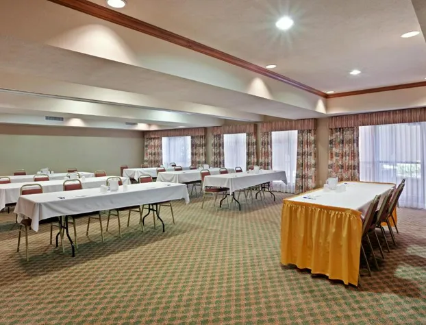 Triple Play Resort Hotel & Suites hotel detail image 1