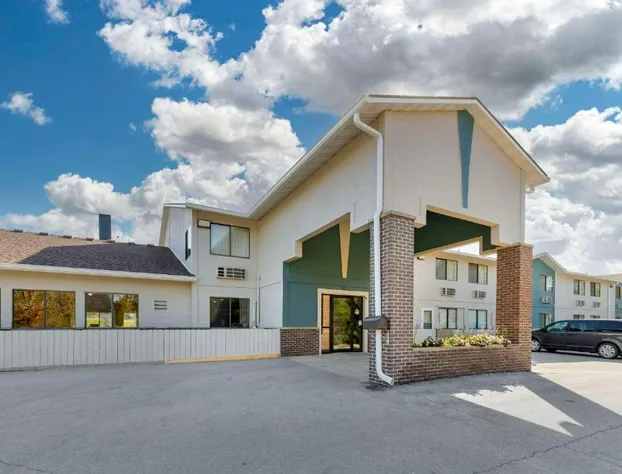 Quality Inn Indianola hotel detail image 1