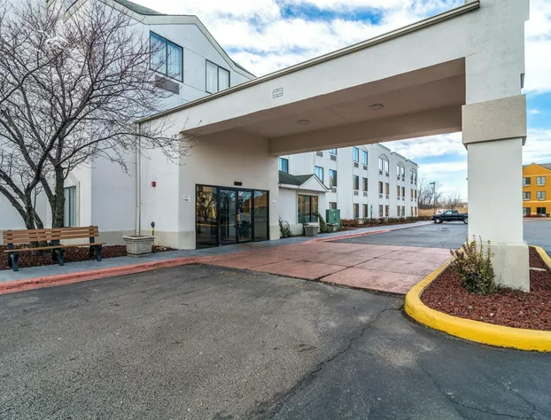 Motel 6 Harvey, IL hotel detail image 2