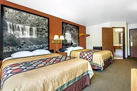 Super 8 by Wyndham Louisa hotel detail image 4