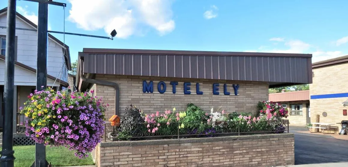 Motel Ely hotel hero
