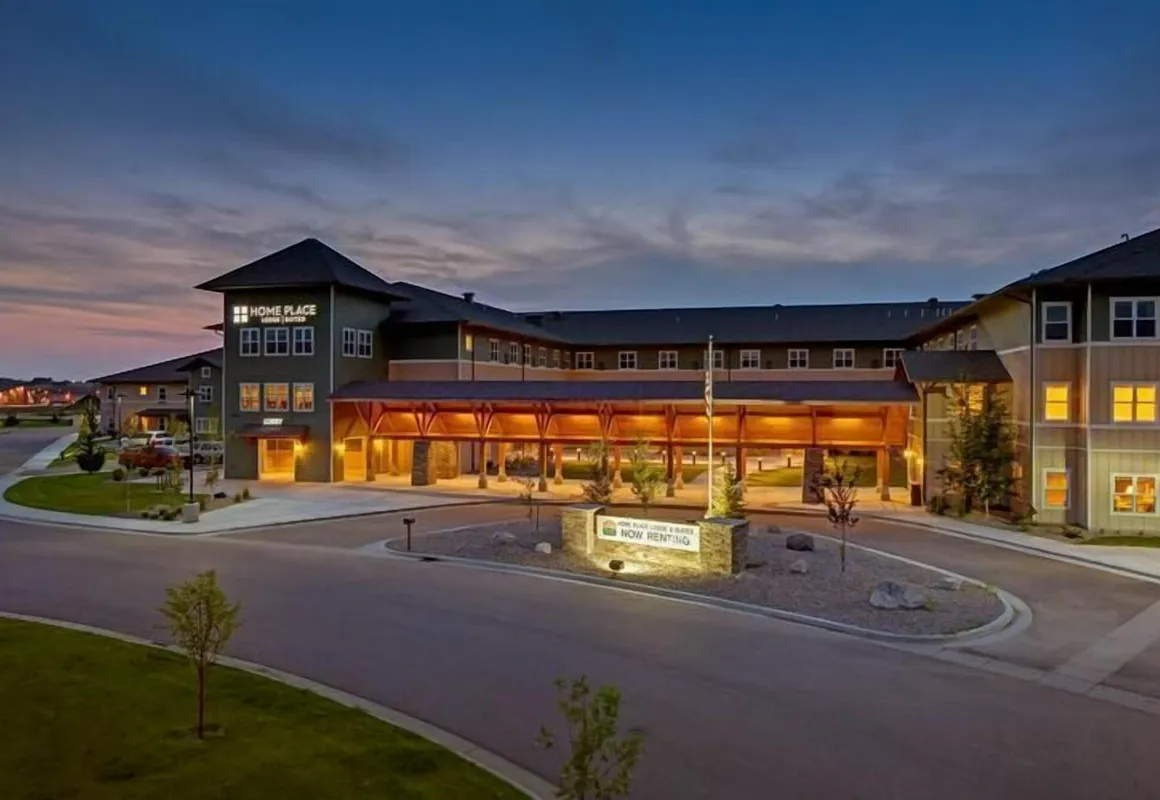 Clarion Hotel & Suites hotel hero