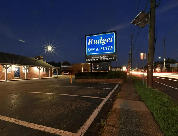 Budget Inn and Suites hotel detail image 2