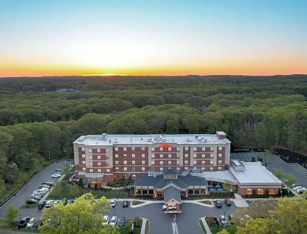 Hilton Garden Inn Stony Brook hotel detail image 1