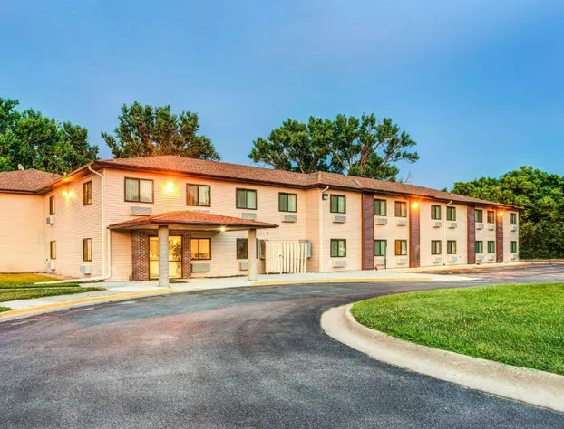 Super 8 by Wyndham Blair hotel detail image 1