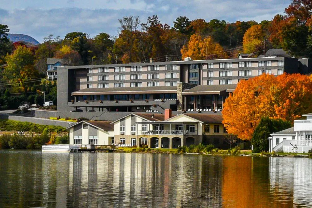 The Terrace at Lake Junaluska hotel hero