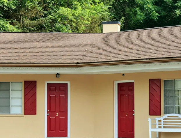 Holiday Motel hotel detail image 3