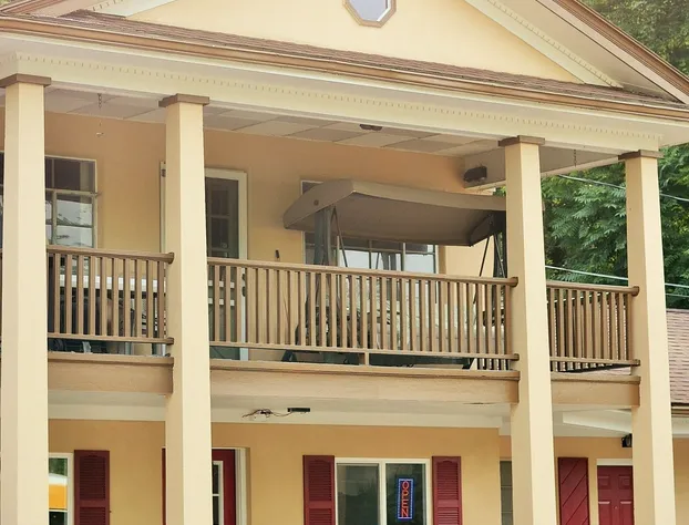 Holiday Motel hotel detail image 4