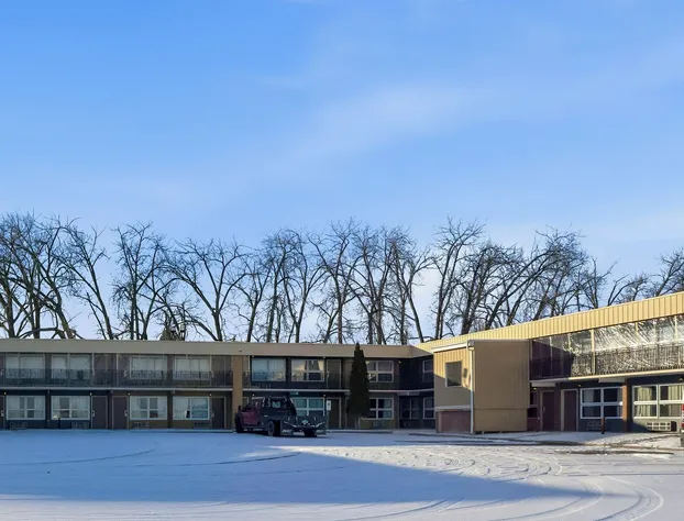 Devils Lake Inn By OYO Near Devils Lake Regional Airport hotel detail image 1