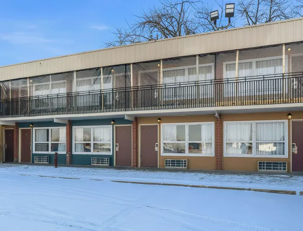 Devils Lake Inn By OYO Near Devils Lake Regional Airport hotel detail image 4