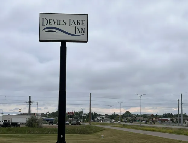Devils Lake Inn By OYO Near Devils Lake Regional Airport hotel detail image 2