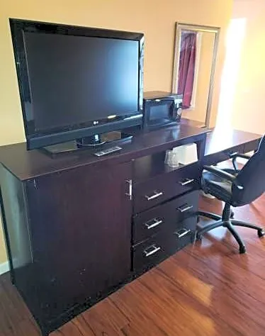 Four Season Motel hotel detail image 4