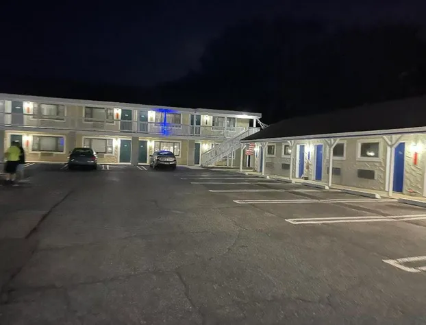 Point Pleasant Inn hotel detail image 2