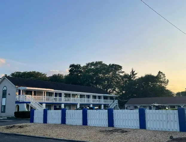 Point Pleasant Inn hotel detail image 4