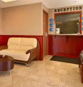 Howard Johnson Inn Queens hotel detail image 3