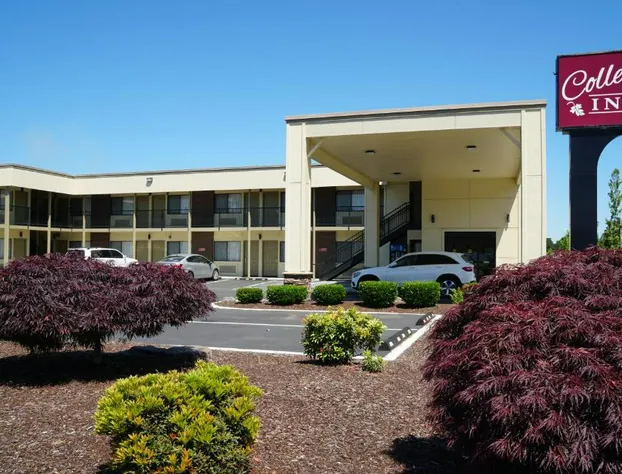 College Inn Monmouth hotel detail image 1