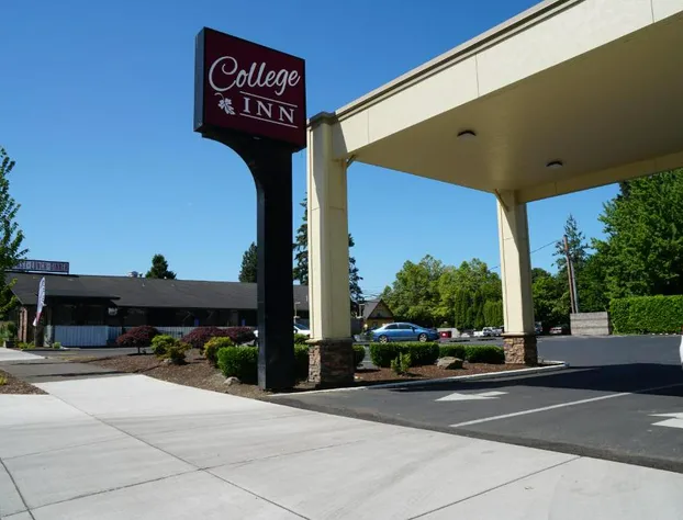 College Inn Monmouth hotel detail image 1