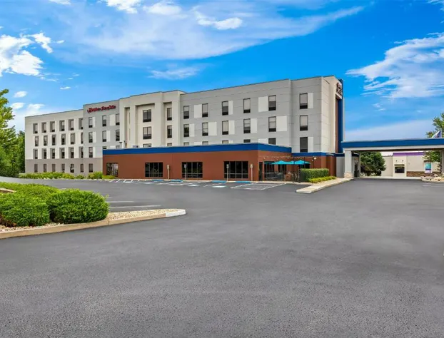 Hampton Inn & Suites Grove City hotel detail image 2