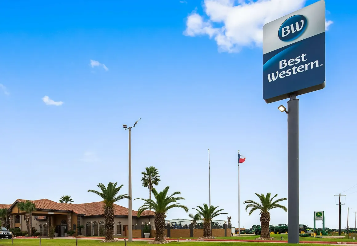 Best Western Executive Inn El Campo hotel hero