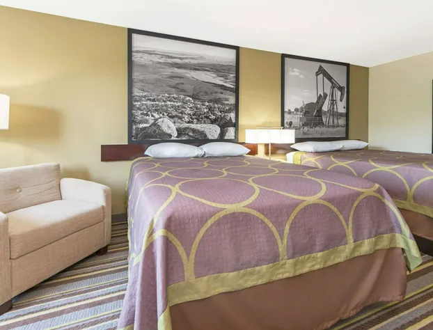 Super 8 by Wyndham Perry hotel detail image 4