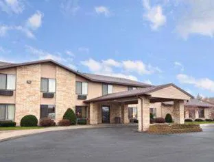 Days Inn by Wyndham Black River Falls I-94 on ATV Trail hotel detail image 1