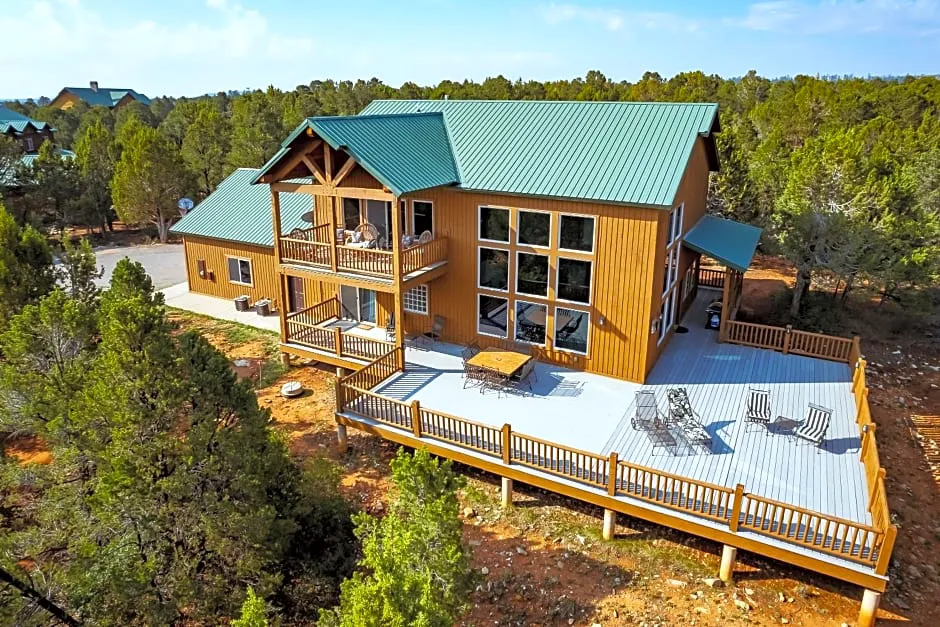 Zion Ponderosa Ranch Resort hotel hero