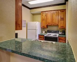 Comfort Suites Lake Ray Hubbard hotel detail image 2
