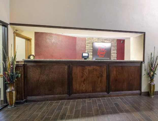 Red Roof Inn & Suites Hermitage hotel detail image 4