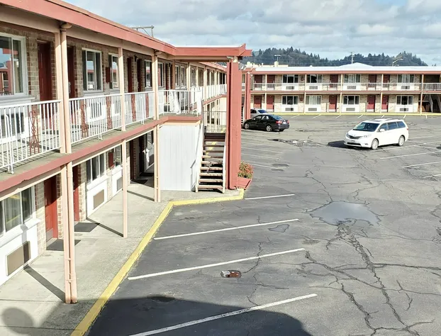 Olympic Inn & Suites hotel detail image 1